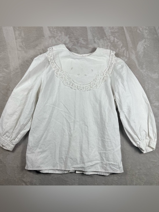 Paperwhite Tops - PaperWhite Embroidered Lace Collar White Blouse Button Back Cottagecore Size 10